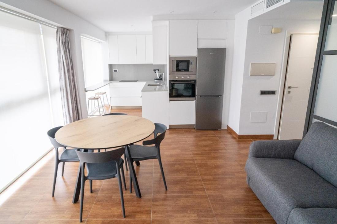 Ornis Apartments Poble Sant Carles De La Rapita Exterior photo